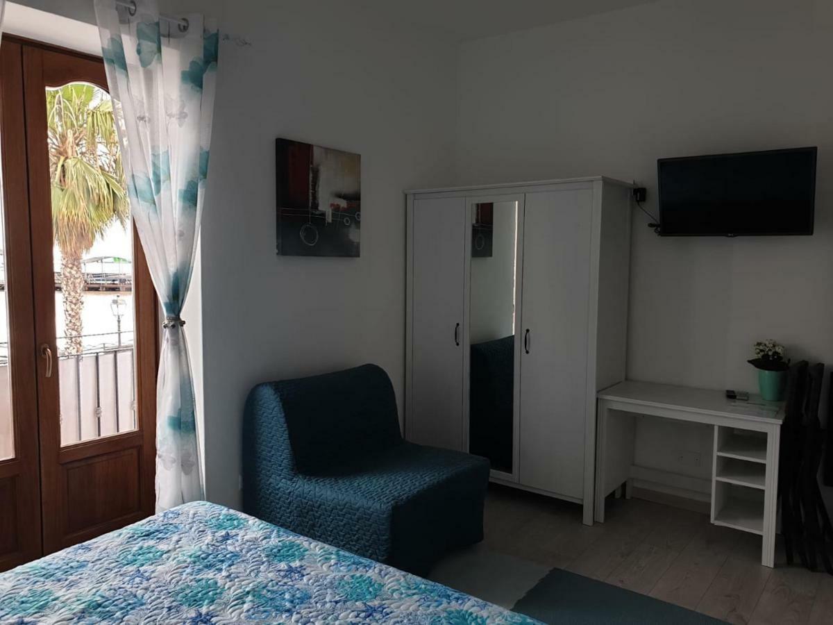 Deluxe Lipari Room Exterior photo